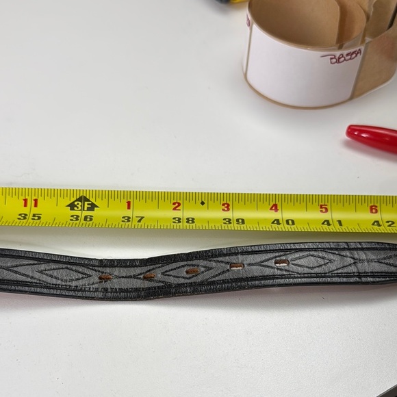 Vintage Arrow Men's Western Leather Belt with Silver Buckle - Picture 8 of 10